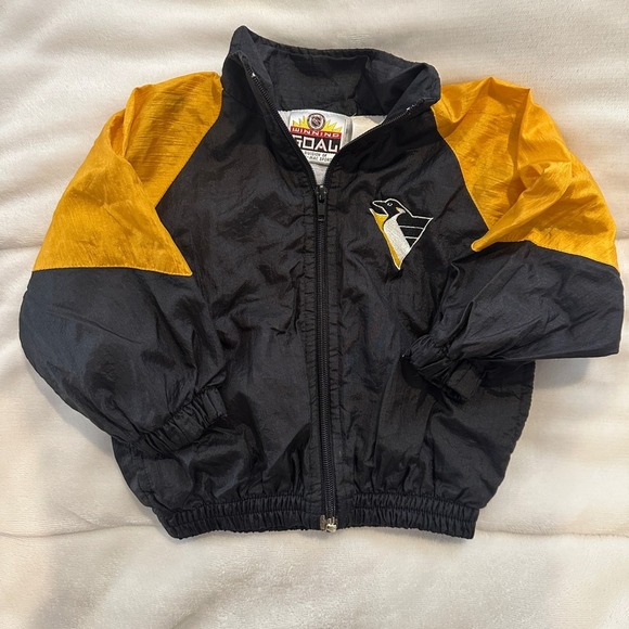 Vintage Winning Goal Pittsburgh Penguins NHL Kids Jacket Black Yellow - Picture 1 of 4